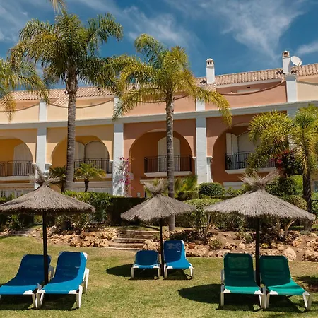 Ferienhaus Next To The Beach, With Private Terrace, Bbq And Incredible Sea-view Solarium Marbella
