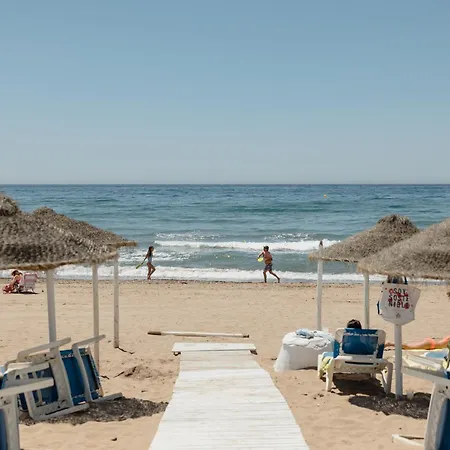 Holiday House next to the beach in Las Dunas, Bahía de Marbella