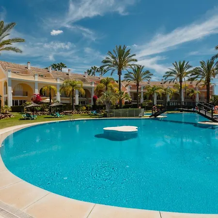 Hébergement de vacances Next To The Beach, With Private Terrace, Bbq And Incredible Sea-view Solarium *