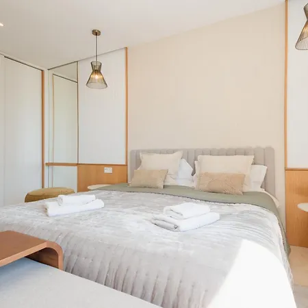 度假居 Next To The Beach, With Private Terrace, Bbq And Incredible Sea-view Solarium 马尔韦利亚