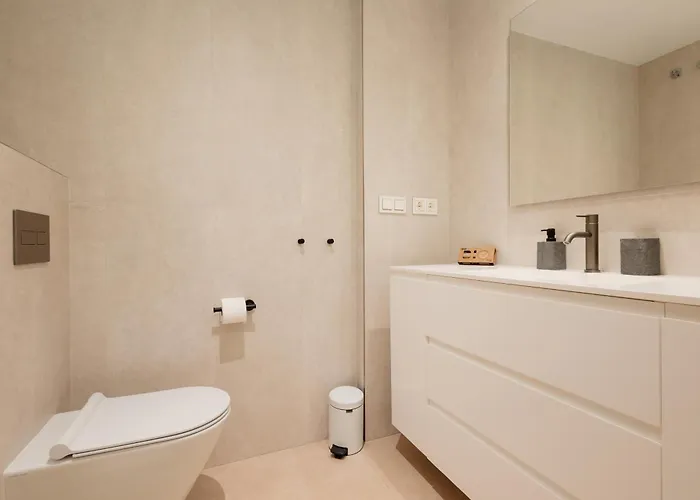 בית נופש Next To The Beach, With Private Terrace, Bbq And Incredible Sea-view Solarium