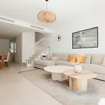Сasa de vacaciones Next To The Beach, With Private Terrace, Bbq And Incredible Sea-view Solarium Marbella