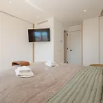 Next To The Beach, With Private Terrace, Bbq And Incredible Sea-view Solarium Сasa de vacaciones Marbella