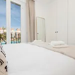 Next To The Beach, With Private Terrace, Bbq And Incredible Sea-view Solarium Сasa de vacaciones Marbella