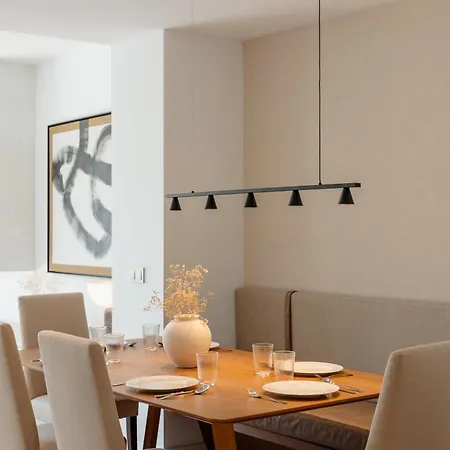 Next To The Beach, With Private Terrace, Bbq And Incredible Sea-view Solarium 펜션 마르베야