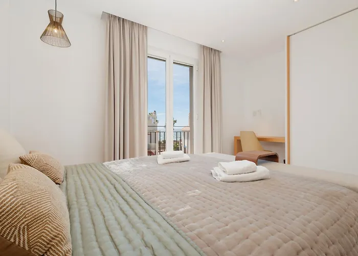 Next To The Beach, With Private Terrace, Bbq And Incredible Sea-view Solarium *