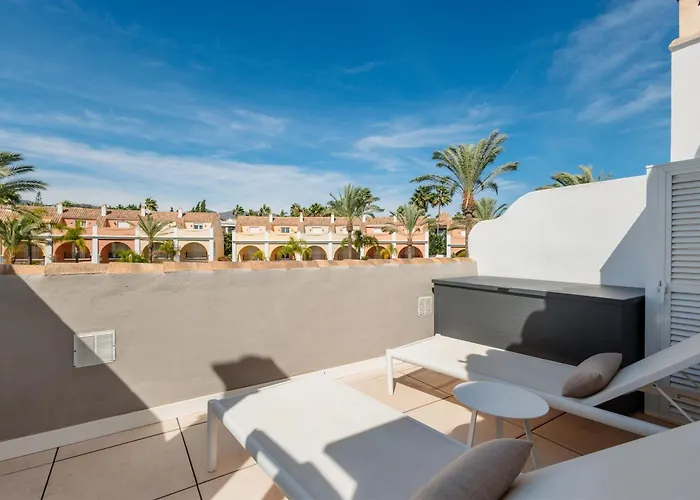 Next To The Beach, With Private Terrace, Bbq And Incredible Sea-view Solarium Semesterbostad