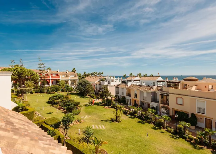 Next To The Beach, With Private Terrace, Bbq And Incredible Sea-view Solarium Semesterbostad